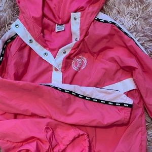 💗Victoria Secret windbreaker💗💨